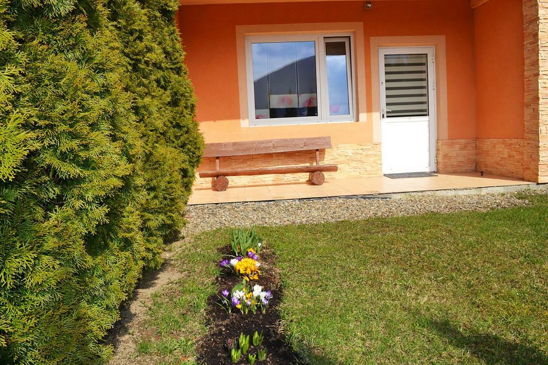 Agroturystyka U Podnoza Gory Cergowej Dukla Bagian luar foto